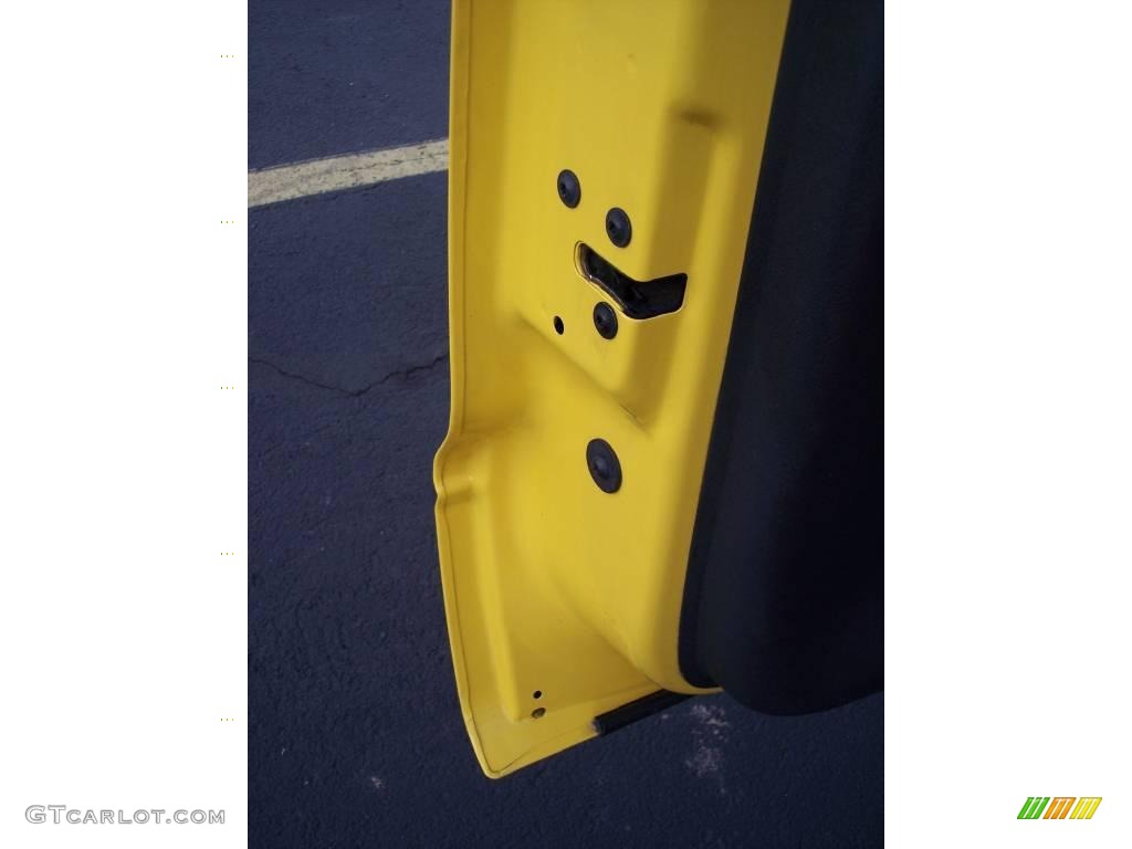 1999 Dakota R/T Sport Extended Cab - Solar Yellow / Agate photo #102