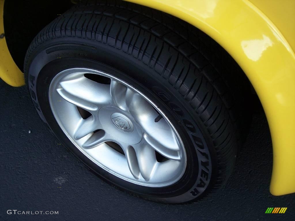 1999 Dakota R/T Sport Extended Cab - Solar Yellow / Agate photo #111
