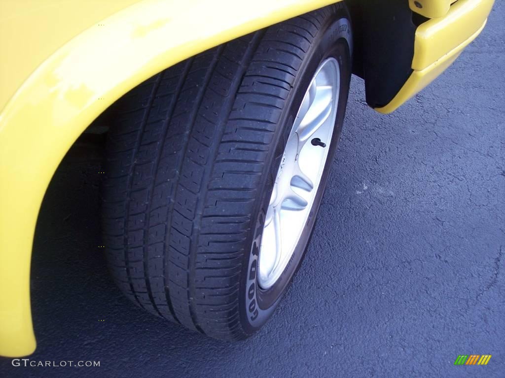 1999 Dakota R/T Sport Extended Cab - Solar Yellow / Agate photo #113