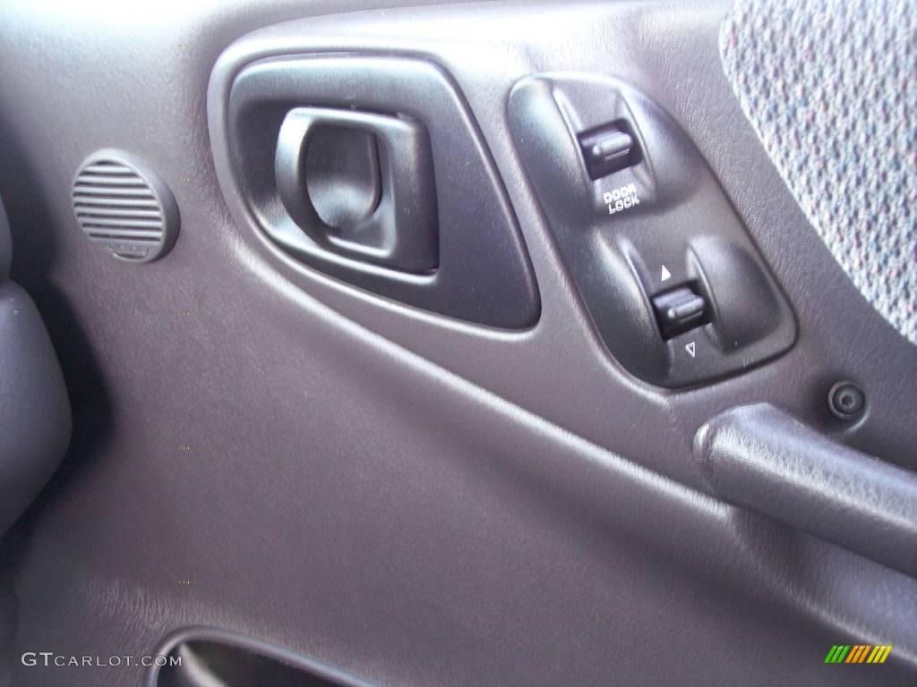 1999 Dakota R/T Sport Extended Cab - Solar Yellow / Agate photo #119