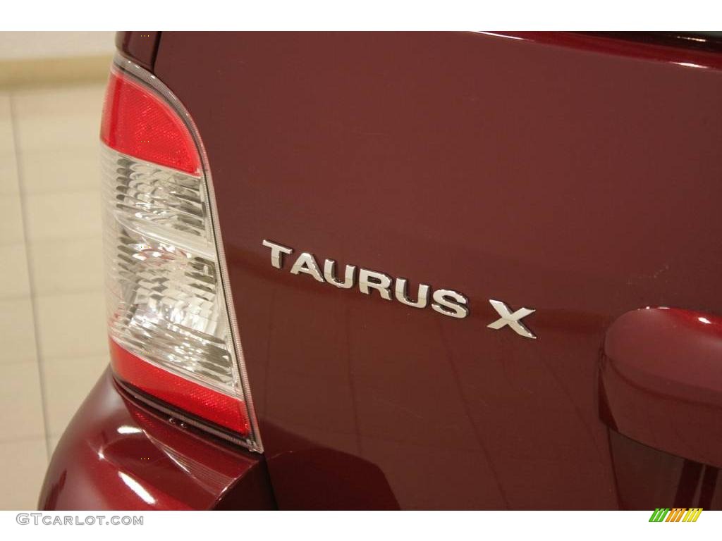 2008 Taurus X Eddie Bauer AWD - Merlot Metallic / Camel photo #8