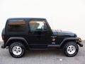Black - Wrangler Sahara 4x4 Photo No. 3