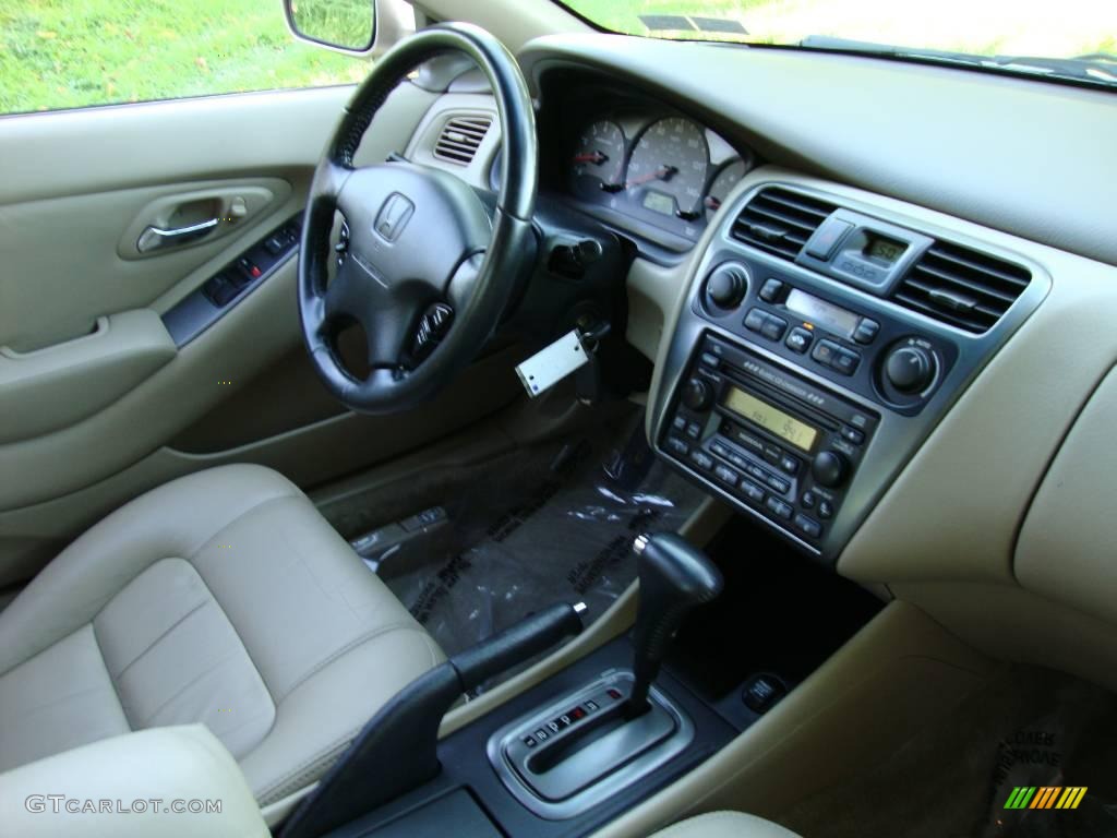 2002 Accord EX V6 Coupe - Naples Gold Metallic / Ivory photo #19