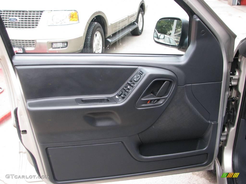 2003 Grand Cherokee Laredo 4x4 - Light Pewter Metallic / Dark Slate Gray photo #10