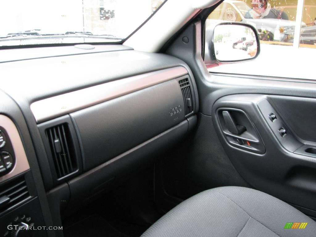 2003 Grand Cherokee Laredo 4x4 - Light Pewter Metallic / Dark Slate Gray photo #13