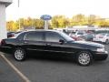2006 Black Lincoln Town Car Signature Limited  photo #17