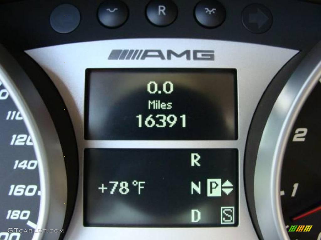 2008 ML 63 AMG 4Matic - Black / Macadamia photo #11