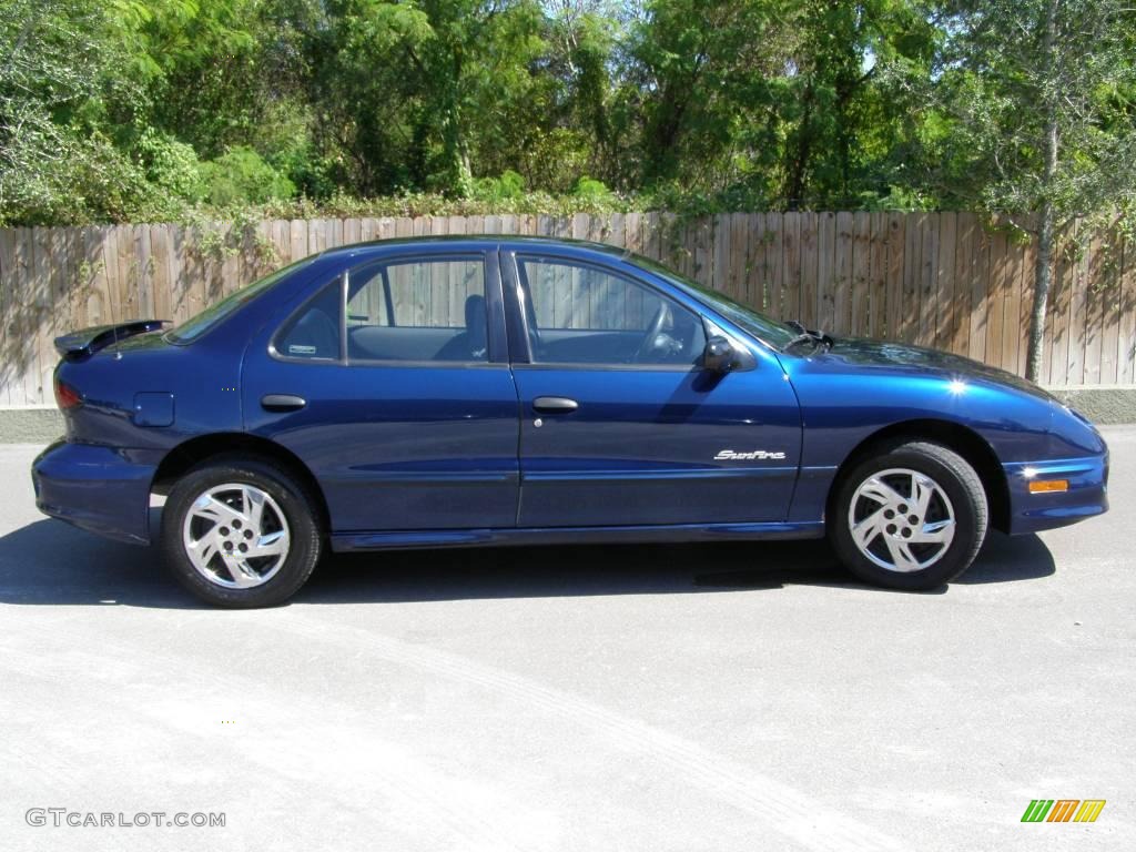 2002 Sunfire SE Sedan - Indigo Blue Metallic / Graphite photo #5