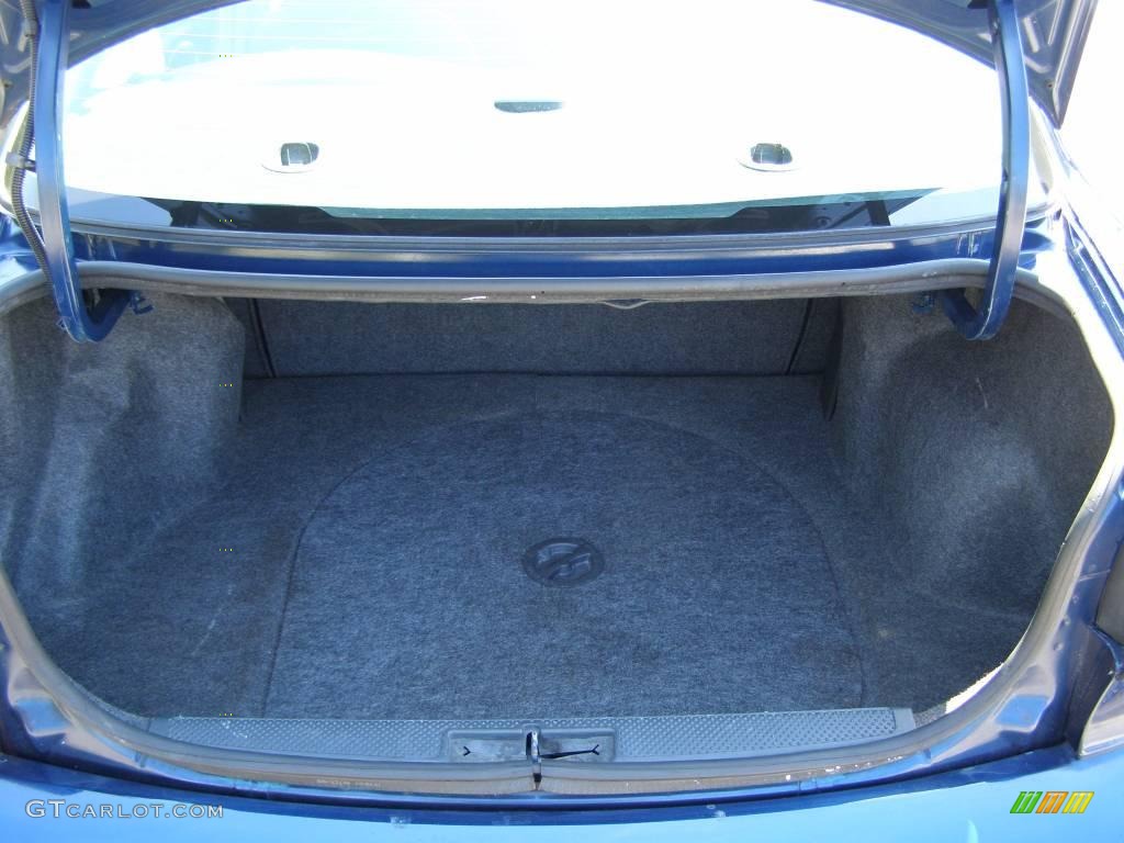 2002 Sunfire SE Sedan - Indigo Blue Metallic / Graphite photo #20