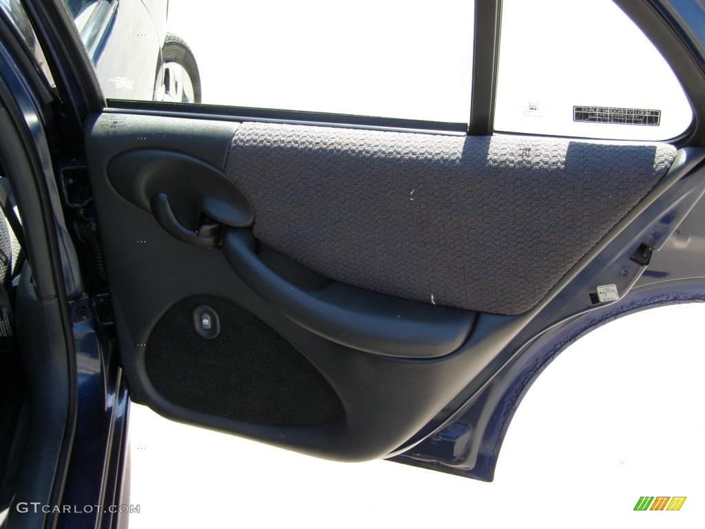 2002 Sunfire SE Sedan - Indigo Blue Metallic / Graphite photo #24