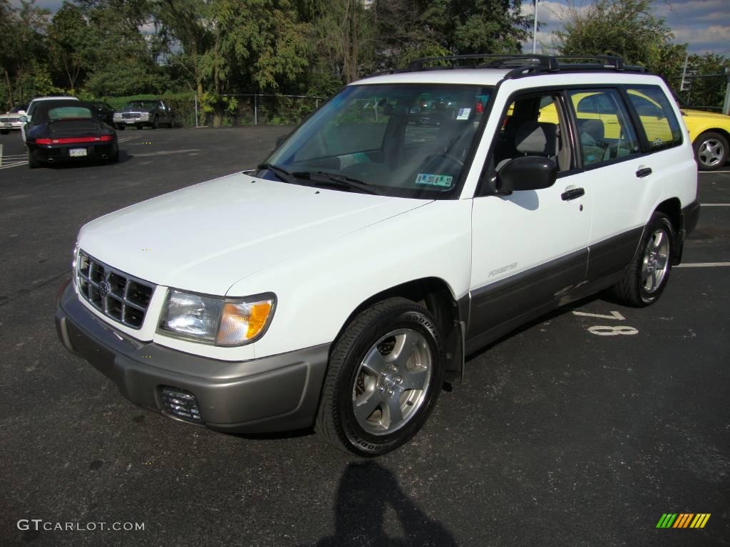 1999 Forester S - Aspen White / Gray photo #1