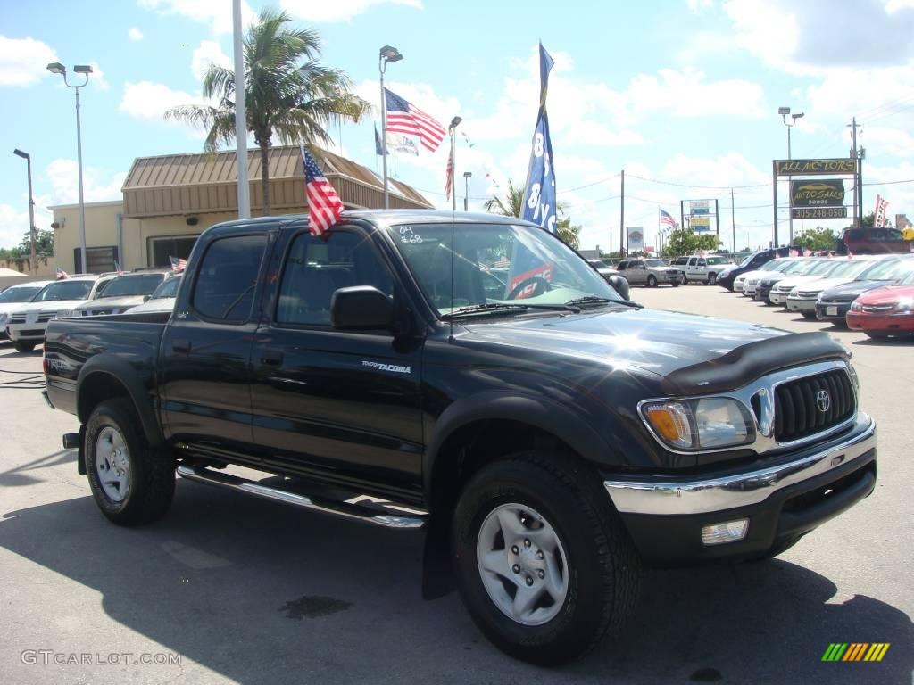 2004 Tacoma V6 PreRunner Double Cab - Black Sand Pearl / Charcoal photo #1