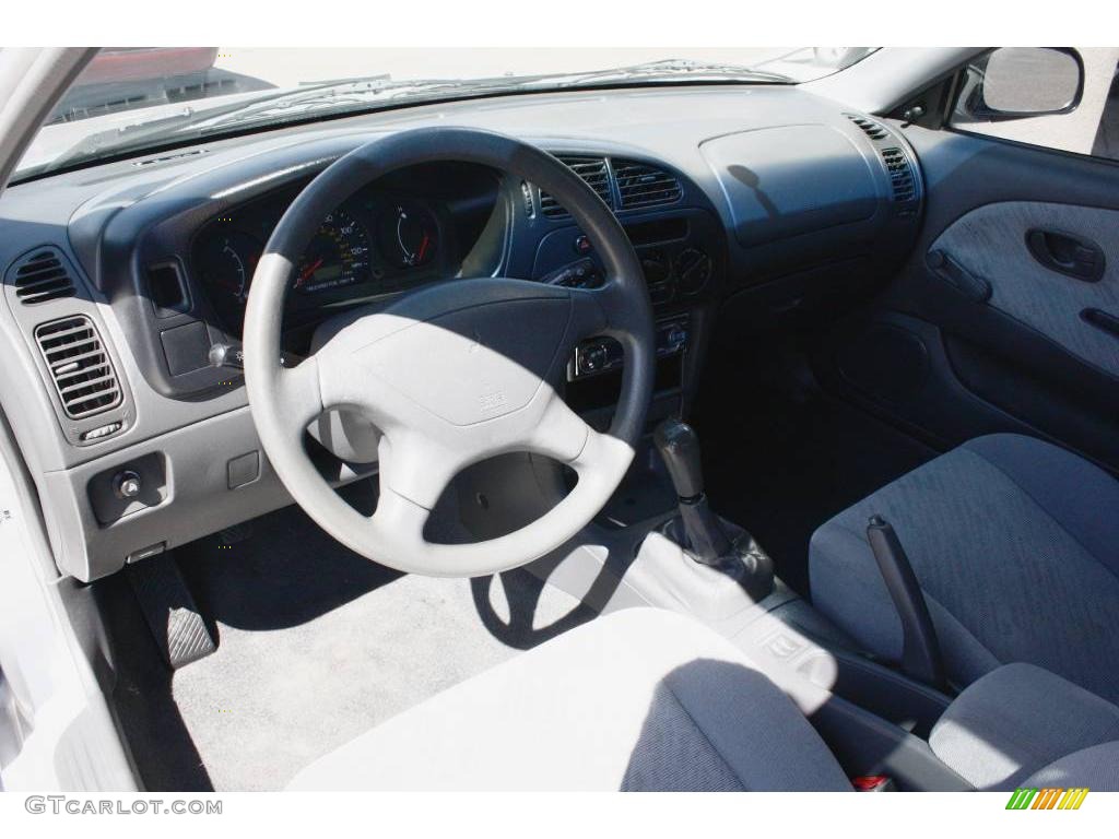 1999 Mirage DE Sedan - Munich Silver Metallic / Gray photo #6