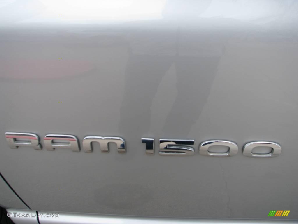 2004 Ram 1500 SLT Quad Cab 4x4 - Bright Silver Metallic / Dark Slate Gray photo #26