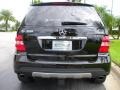 Black - ML 350 4Matic Photo No. 7