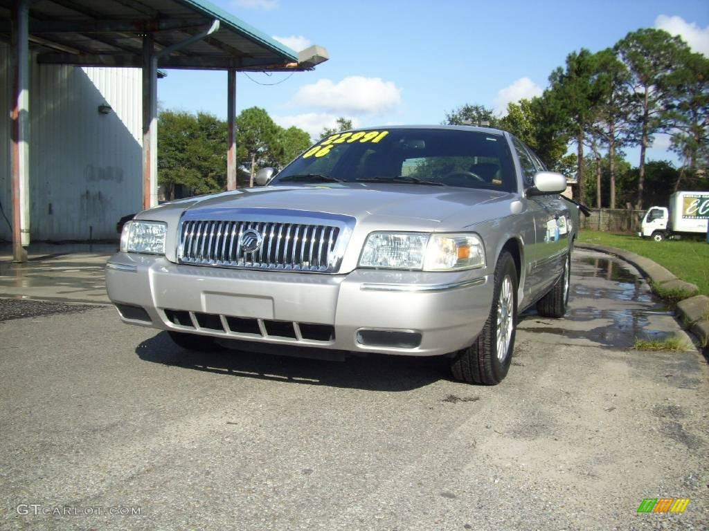 2006 Grand Marquis LS - Silver Birch Metallic / Charcoal Black photo #3