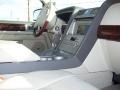 Cashmere Tri-Coat - Navigator Ultimate 4x4 Photo No. 11