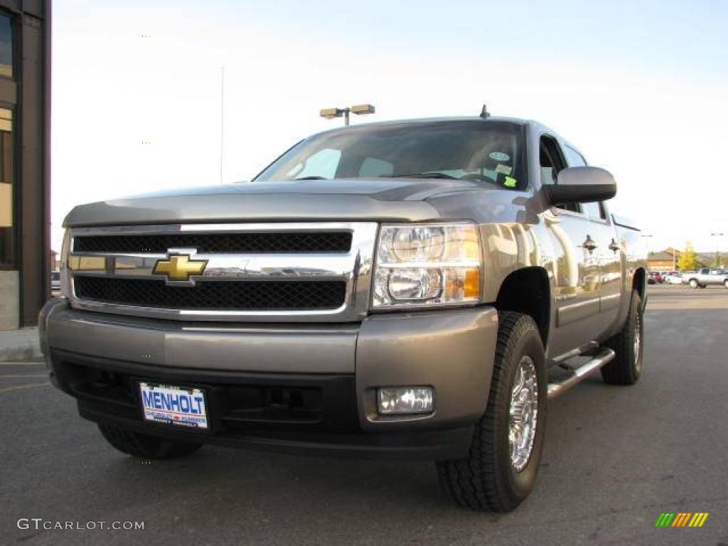 2007 Silverado 1500 LTZ Crew Cab 4x4 - Graystone Metallic / Ebony Black photo #2