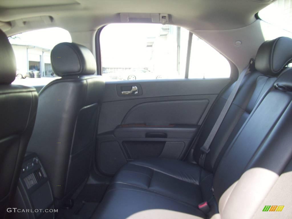 2009 STS V8 - Radiant Silver / Ebony photo #5