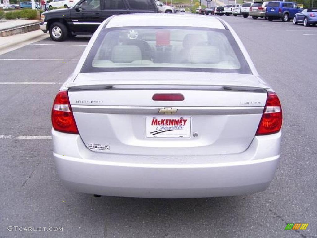 2005 Malibu LS V6 Sedan - Galaxy Silver Metallic / Gray photo #3