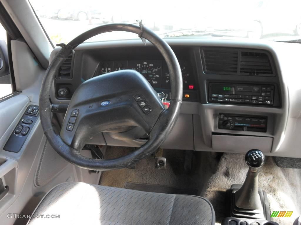 1994 Explorer Sport - Deep Emerald Green Metallic / Gray photo #12