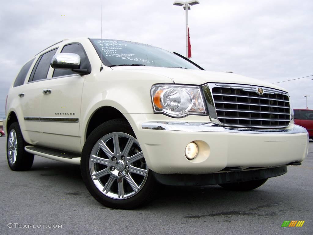 2008 Aspen Limited 4WD - Cool Vanilla / Light Graystone photo #1