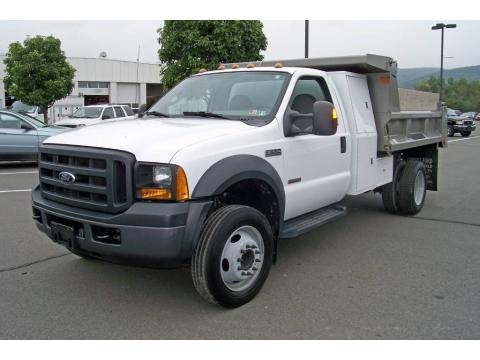 2007 Ford F450 Super Duty XL Regular Cab Chassis Dump Truck Data, Info and Specs