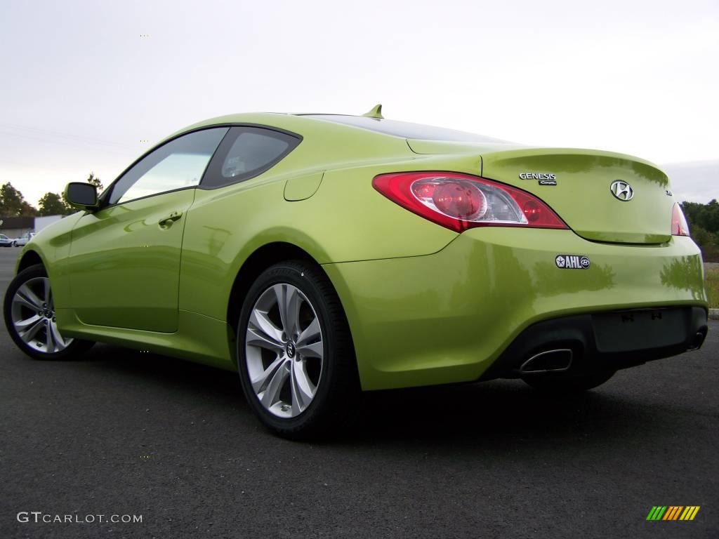 2010 Genesis Coupe 2.0T Premium - Lime Rock Green / Black photo #4