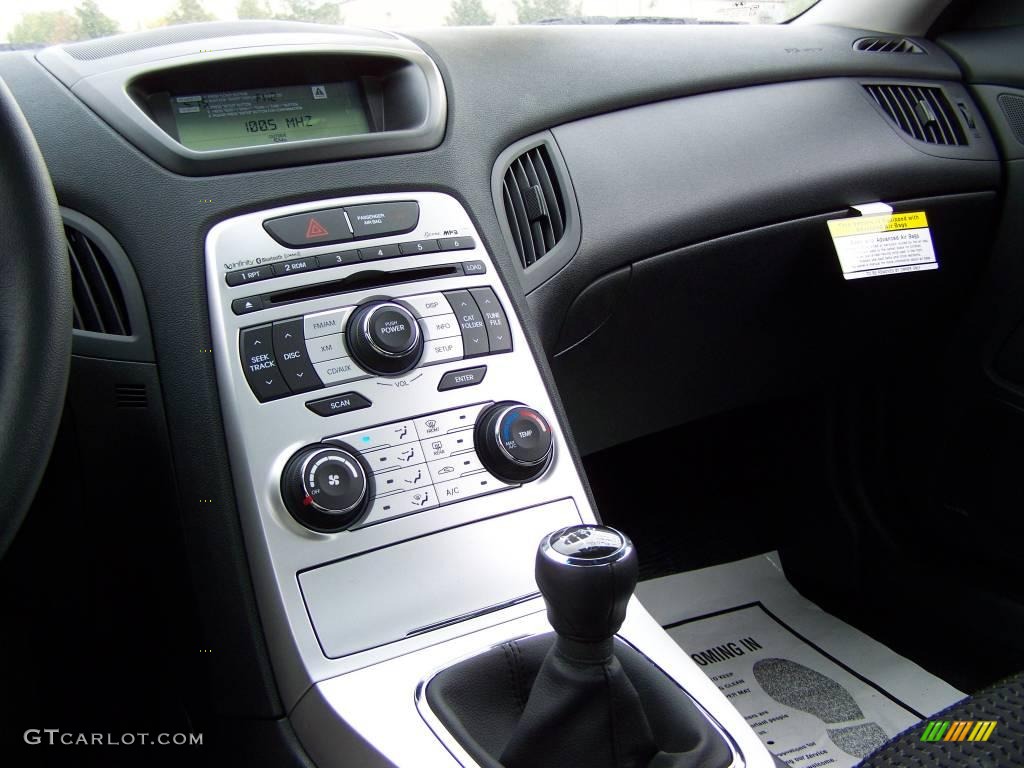 2010 Genesis Coupe 2.0T Premium - Lime Rock Green / Black photo #19