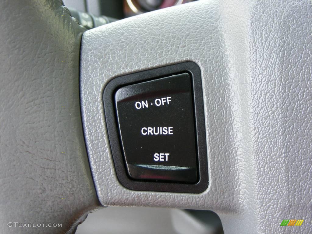 2007 Grand Cherokee Limited 4x4 - Bright Silver Metallic / Medium Slate Gray photo #11