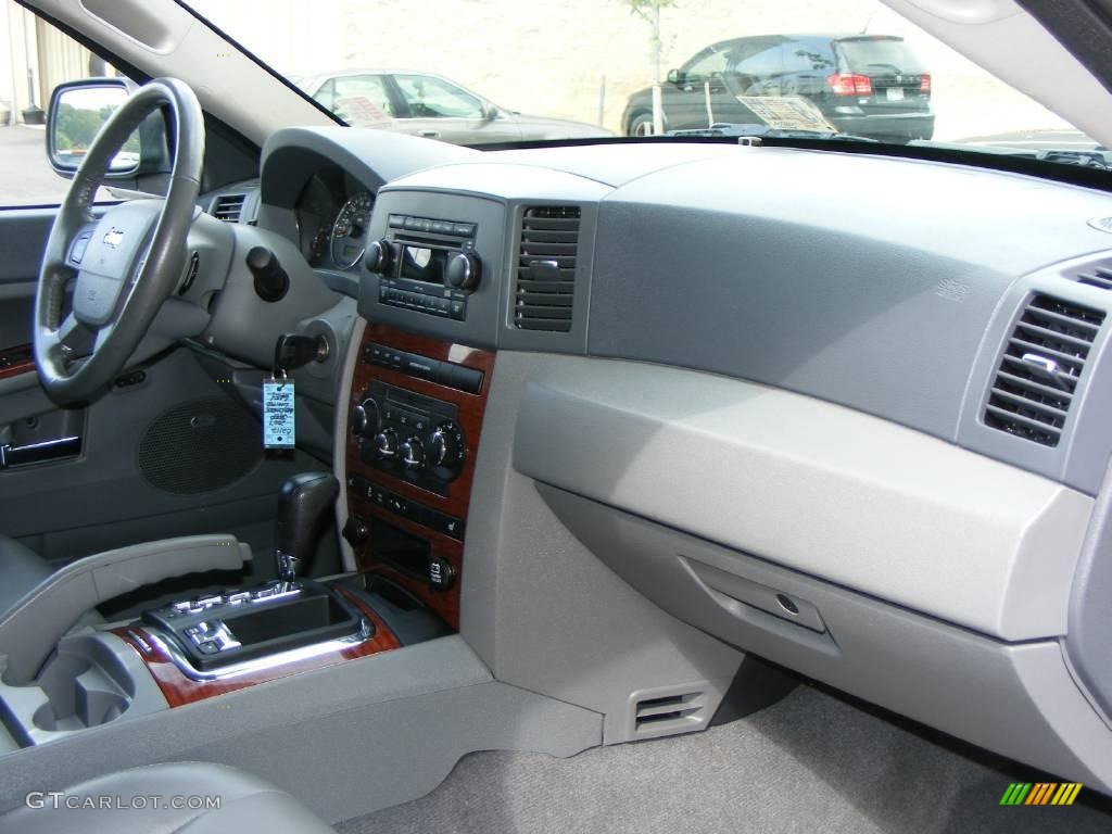 2007 Grand Cherokee Limited 4x4 - Bright Silver Metallic / Medium Slate Gray photo #20