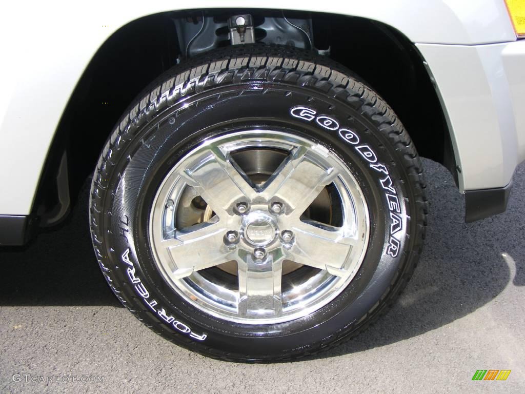 2007 Grand Cherokee Limited 4x4 - Bright Silver Metallic / Medium Slate Gray photo #49