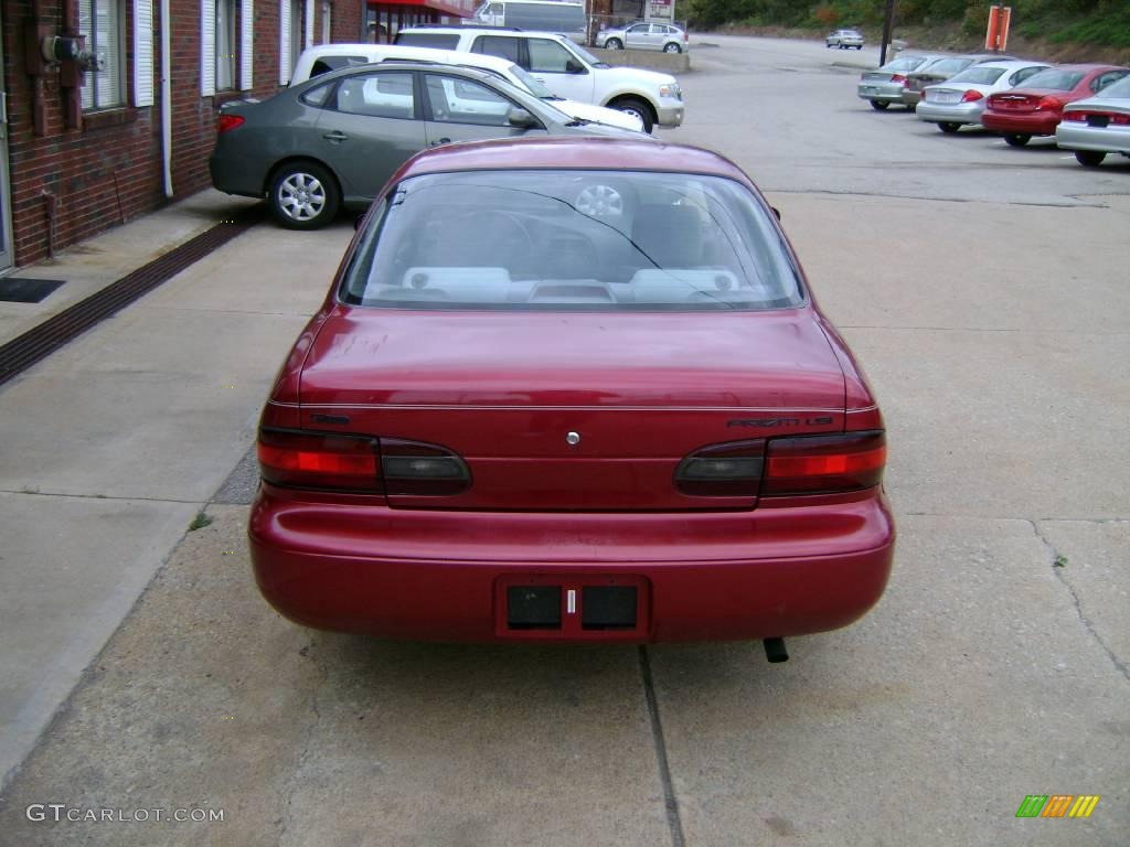 1993 Prizm LSi - Crimson Cloak Mica / Gray photo #6