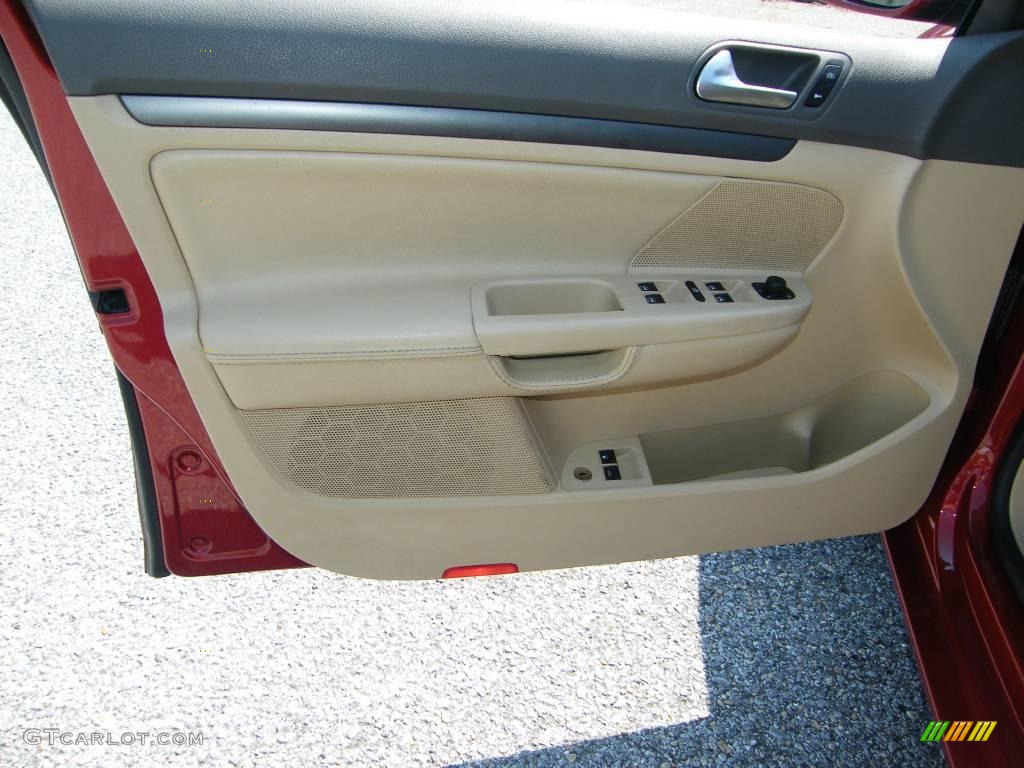 2006 Jetta TDI Sedan - Spice Red Metallic / Pure Beige photo #17