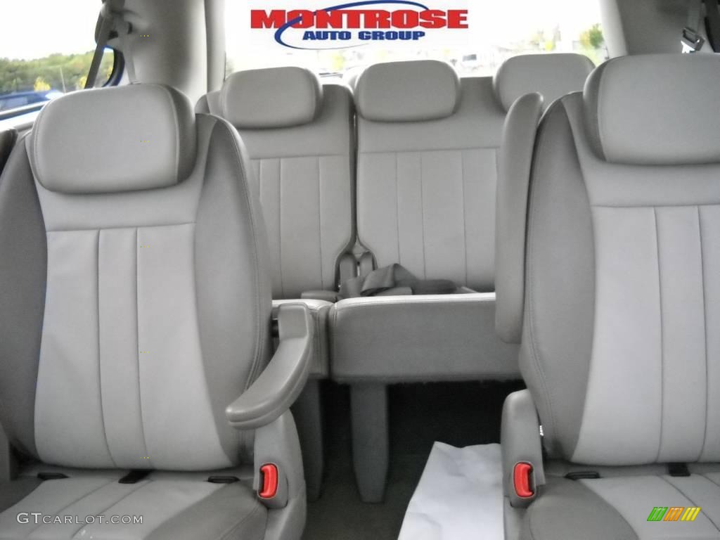 2007 Town & Country Touring - Magnesium Pearl / Medium Slate Gray photo #28