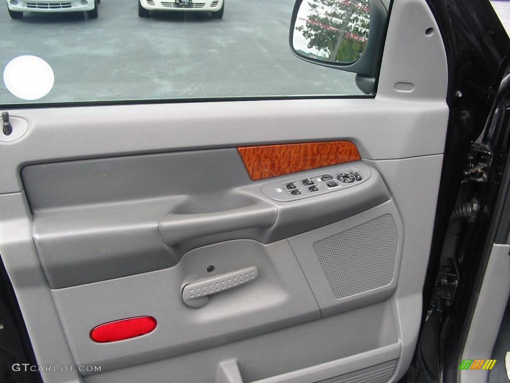 2006 Ram 1500 SLT Quad Cab - Brilliant Black Crystal Pearl / Medium Slate Gray photo #12