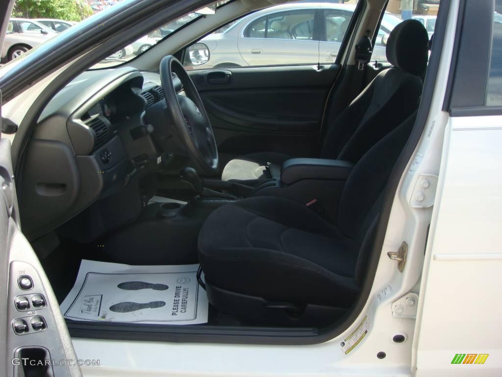 2006 Stratus SXT Sedan - Stone White / Dark Slate Grey photo #10