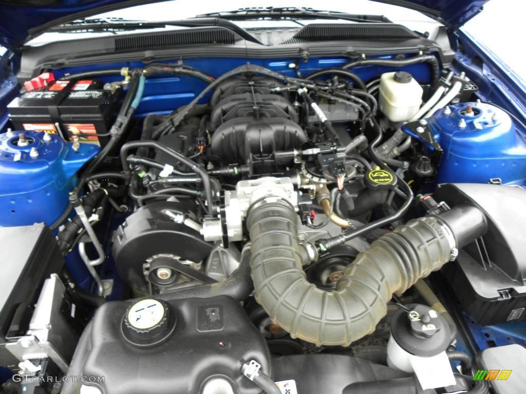 2005 Mustang V6 Premium Coupe - Sonic Blue Metallic / Light Graphite photo #15
