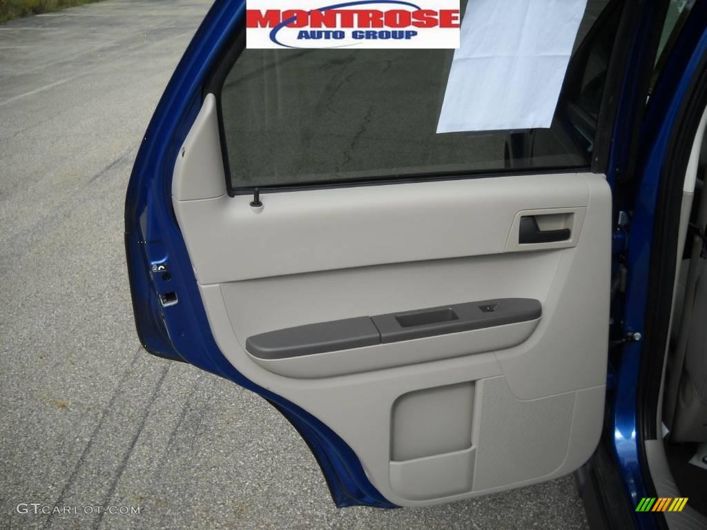 2008 Escape XLT V6 4WD - Vista Blue Metallic / Stone photo #12