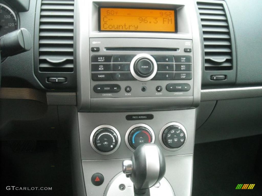 2007 Sentra 2.0 S - Brilliant Silver / Charcoal/Steel photo #11