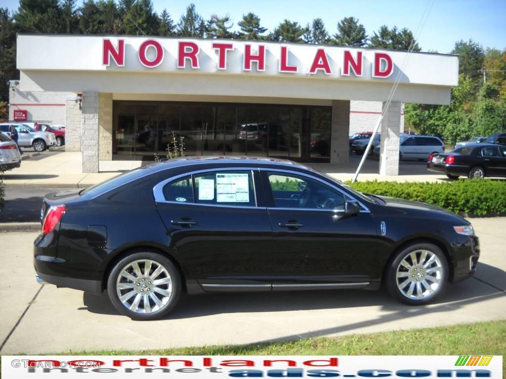 Tuxedo Black Metallic Lincoln MKS