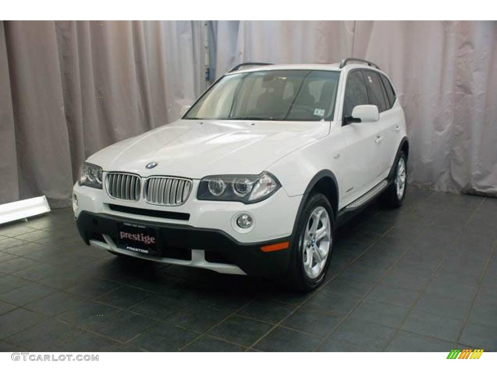 Alpine White BMW X3