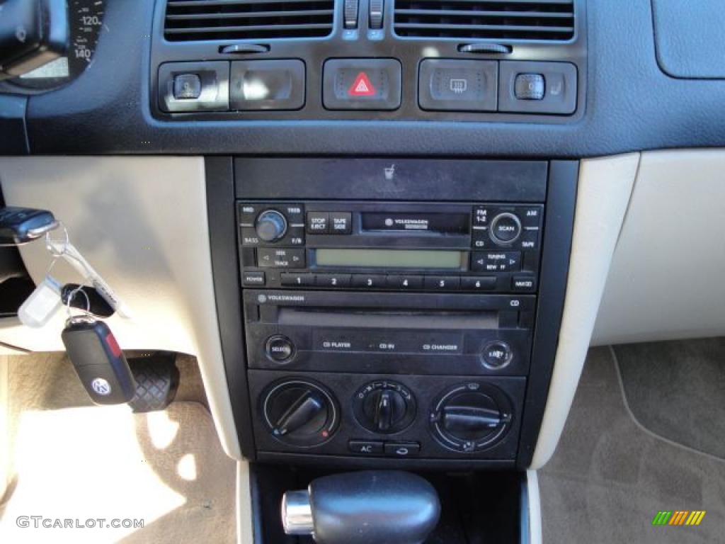 2001 Jetta GLS TDI Sedan - Cool White / Beige photo #18