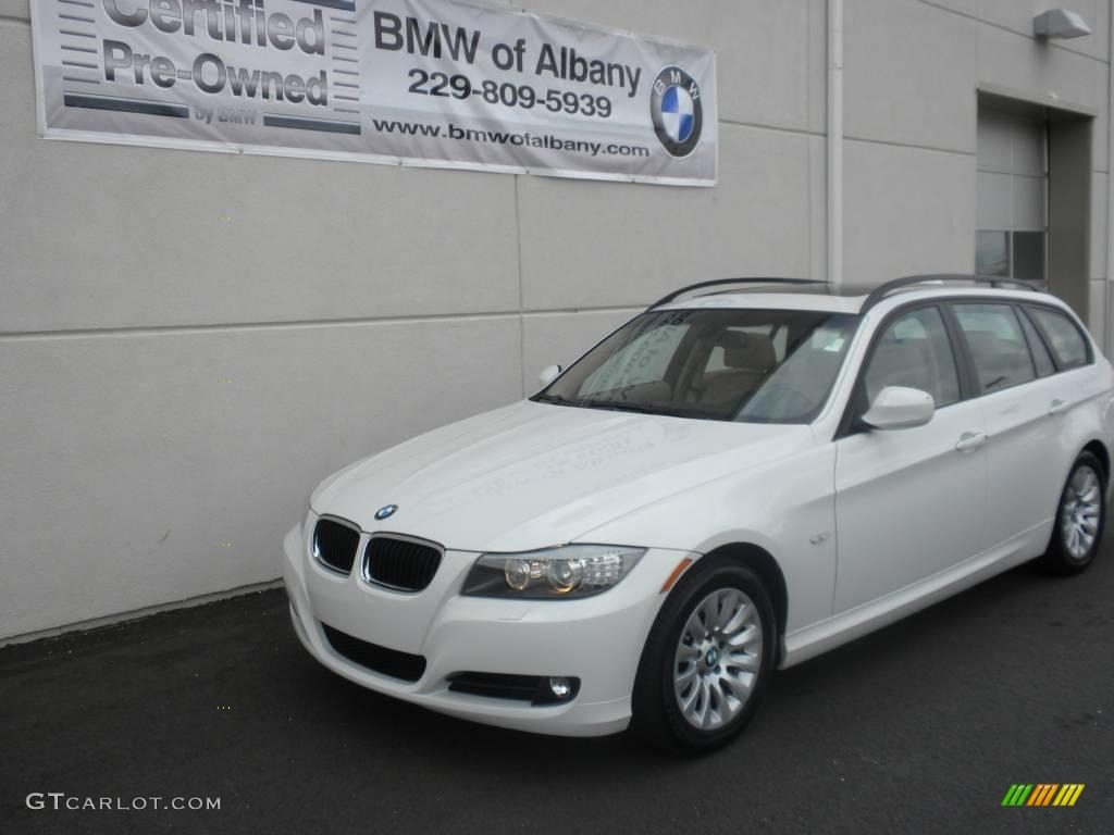 2009 3 Series 328i Sport Wagon - Alpine White / Beige Dakota Leather photo #2