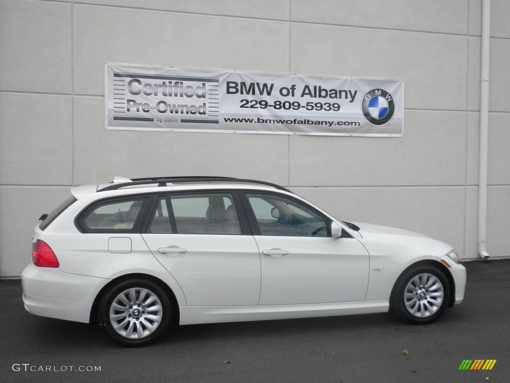 2009 3 Series 328i Sport Wagon - Alpine White / Beige Dakota Leather photo #25