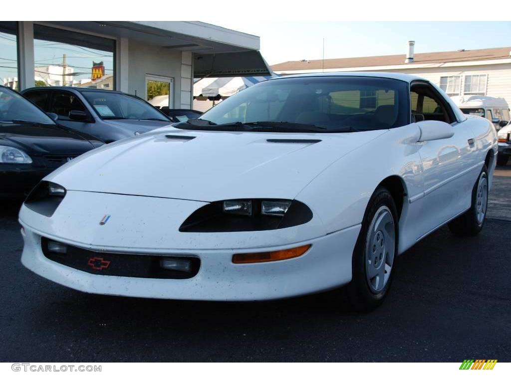 Arctic White Chevrolet Camaro