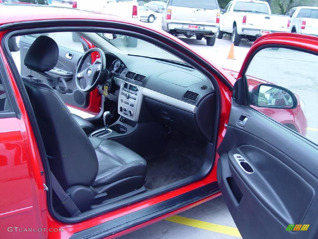 2007 Cobalt LT Coupe - Victory Red / Ebony photo #15
