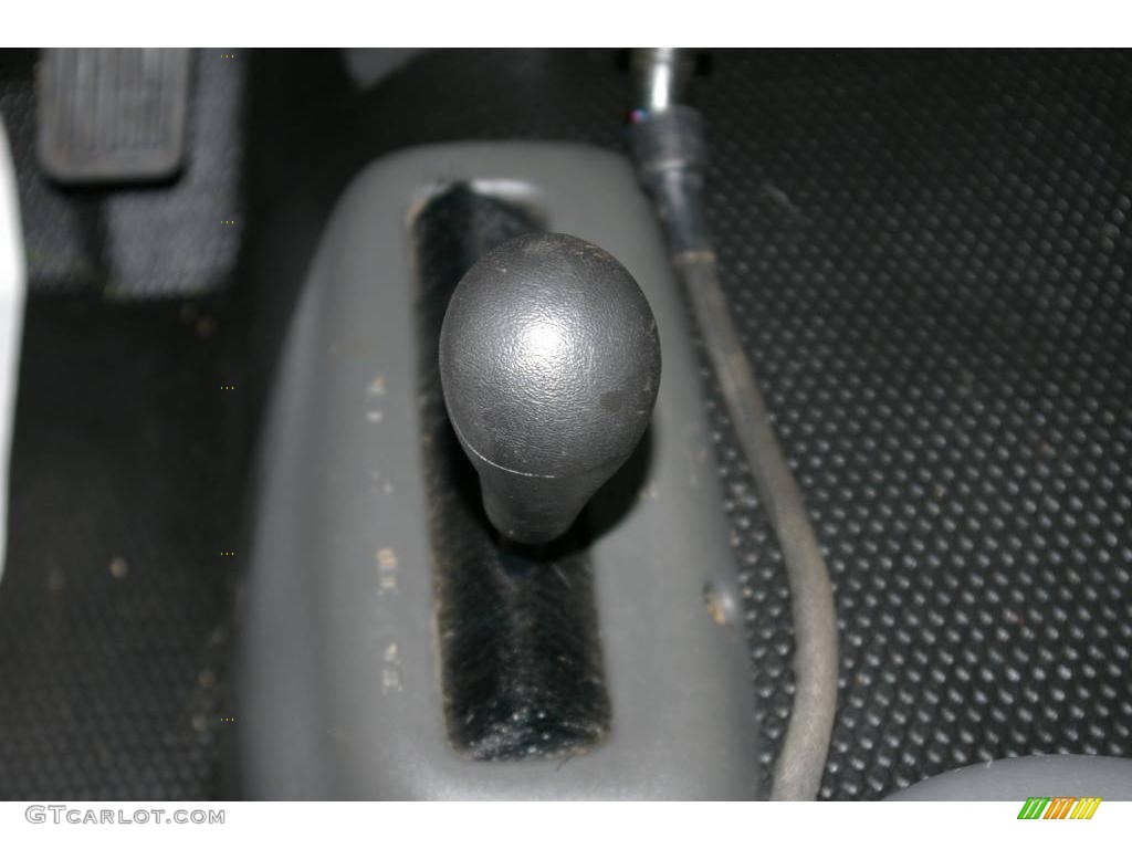 2005 Silverado 1500 Regular Cab 4x4 - Silver Birch Metallic / Dark Charcoal photo #6
