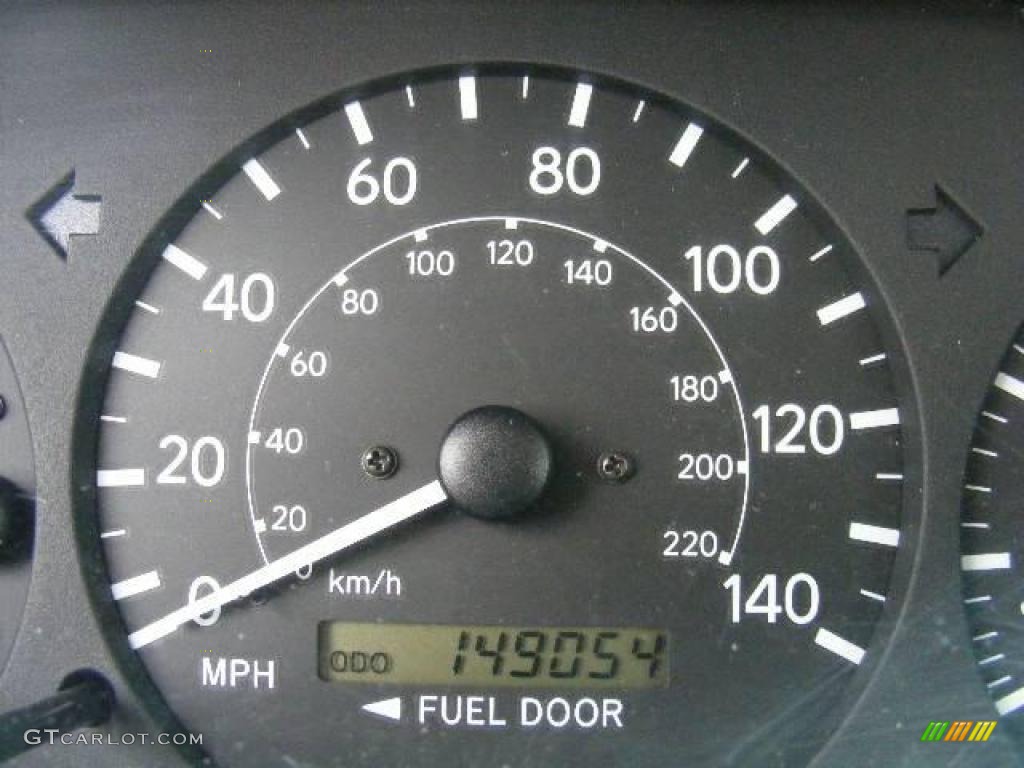2001 Camry CE - Cashmere Beige Metallic / Oak photo #17