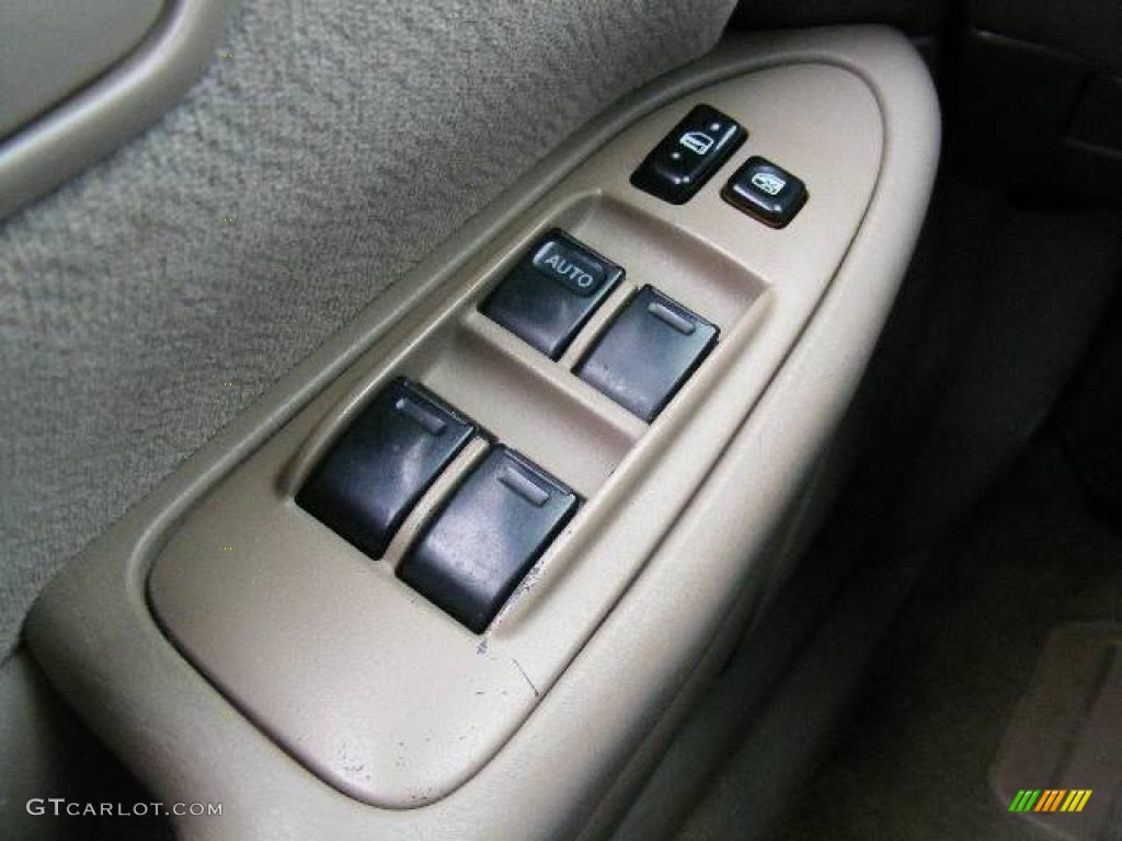 2001 Camry CE - Cashmere Beige Metallic / Oak photo #21